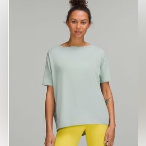 Lululemon Back in Action Top Size 6